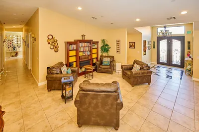 Blue Lakes Assisted Living in Scottsdale, AZ — photo 1