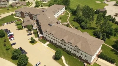 Summit Pointe Senior Living Community in Marion, Iowa — photo 4
