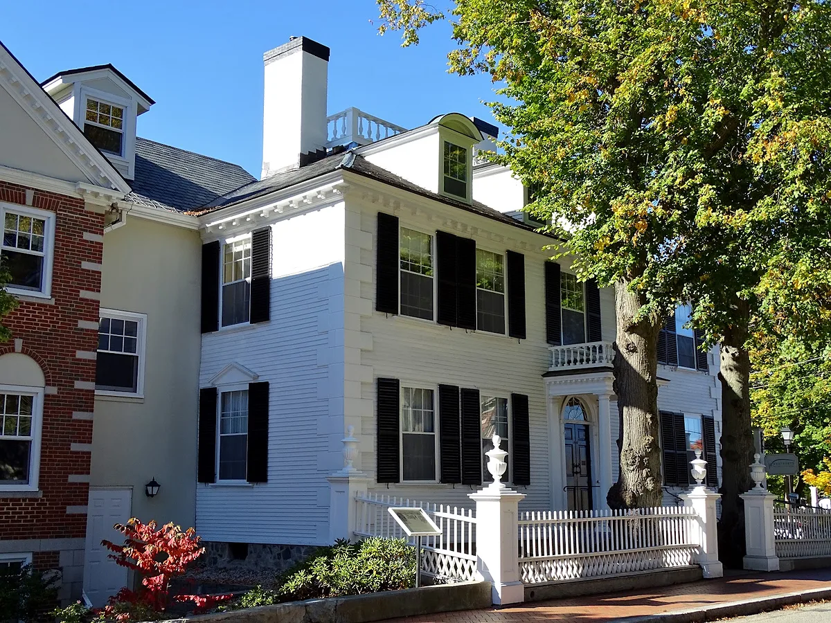 Wentworth Senior Living — Assisted Living in Portsmouth, New Hampshire